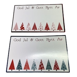 Julkort i 8 pack med ett granmönster i rött och grönt med kuvert, mått 8,5 x 13,5 cm.