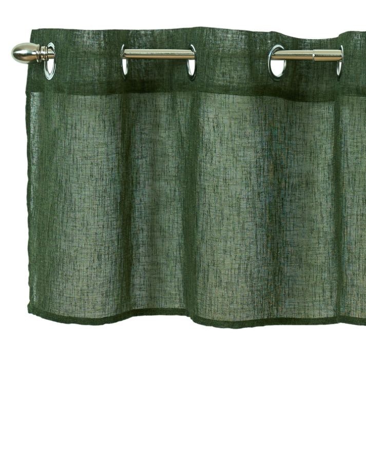 Signe en mörkgrön färdigsydd öljettkappa från Noble house, mått 250 x 45  cm. - Roomoutlet.se - Textilier och inredning i Karlstad