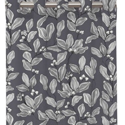 Stella ett färdigsytt gardinset i bomull med öljetter på en grå botten med gråa och vita blad, från Redlunds textil