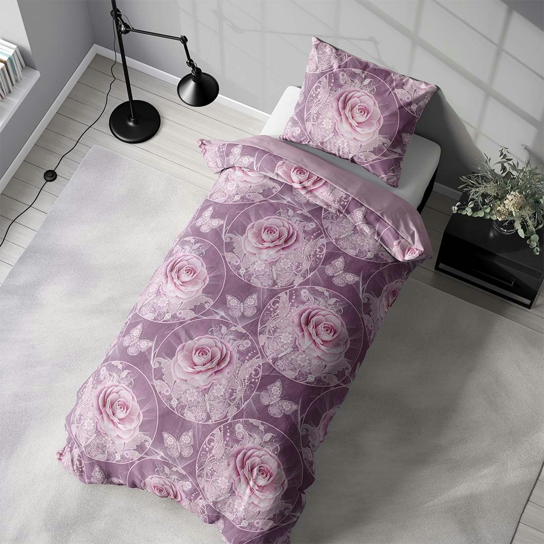 Påslakanset i bomull Vintage rose lilac i ljuslila och rosa toner i mått 140 x 200 cm Indusia design