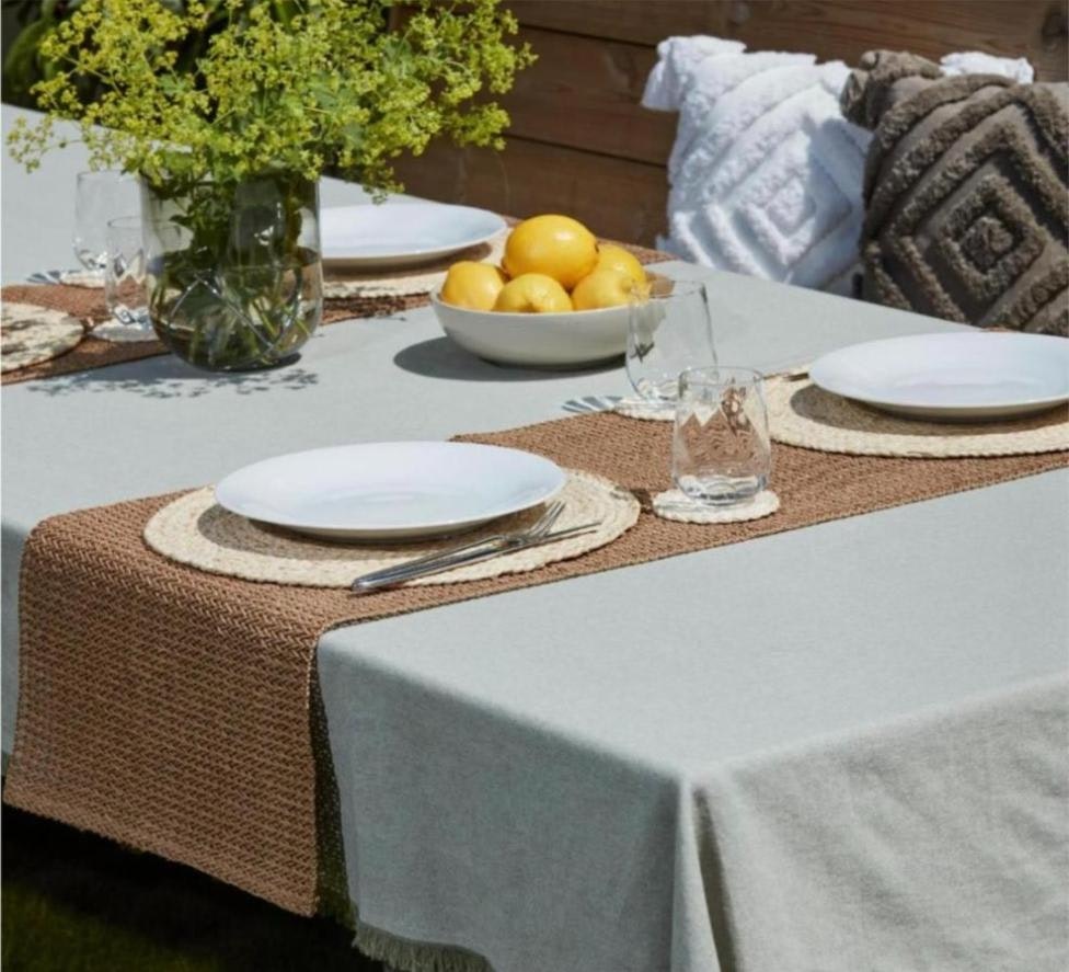 Noble house Maize beige rund bordstablett mått 38 cm
