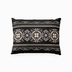 Floral black svart örngott 50 x 60 cm indusia design