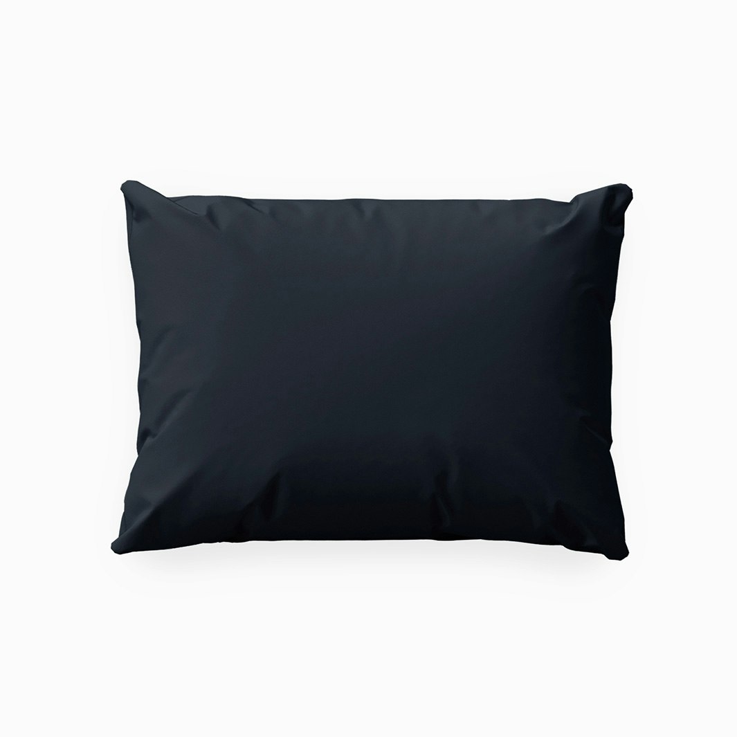 Milano mörkblått örngott bomullsflanell 50 x 60 cm indusia design