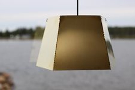 Taklampa Penta One Mässing