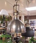 taklampa metall, rustik taklampa, mässingsdetaljer, gedigen lampa, taklampa