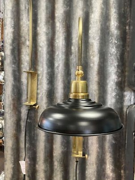 Vägglampa Emalj