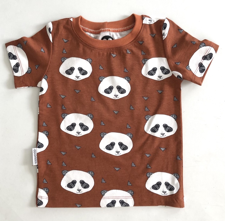 T-shirt rustbrun panda str 92