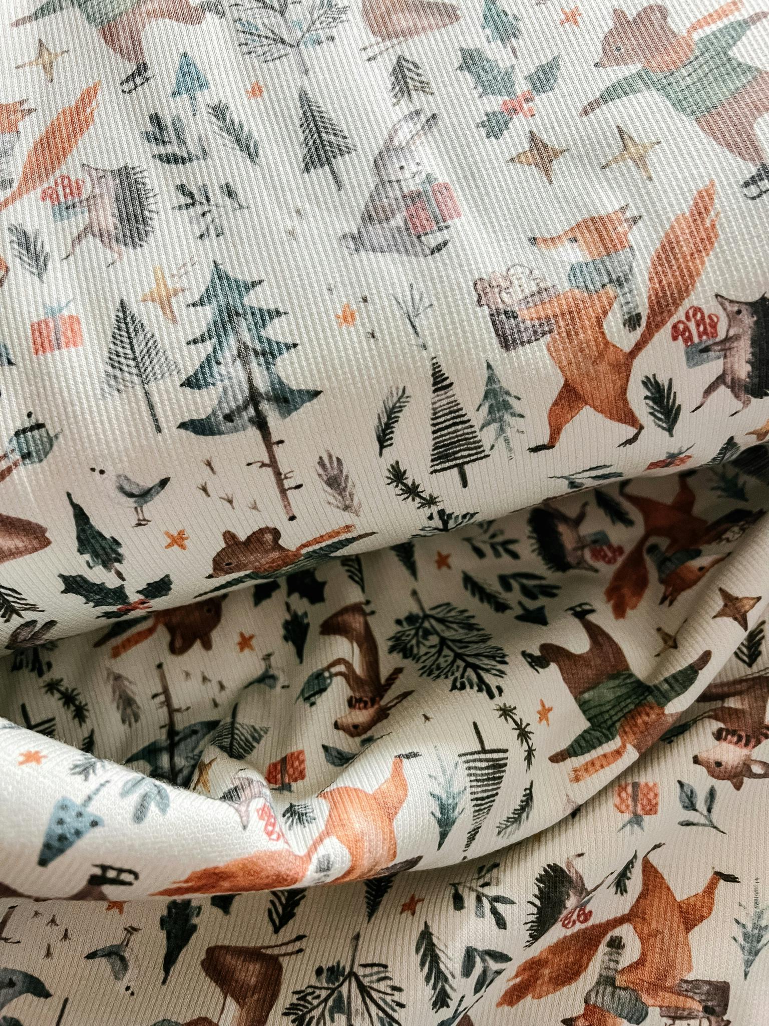 My christmas forest beige ribbjersey
