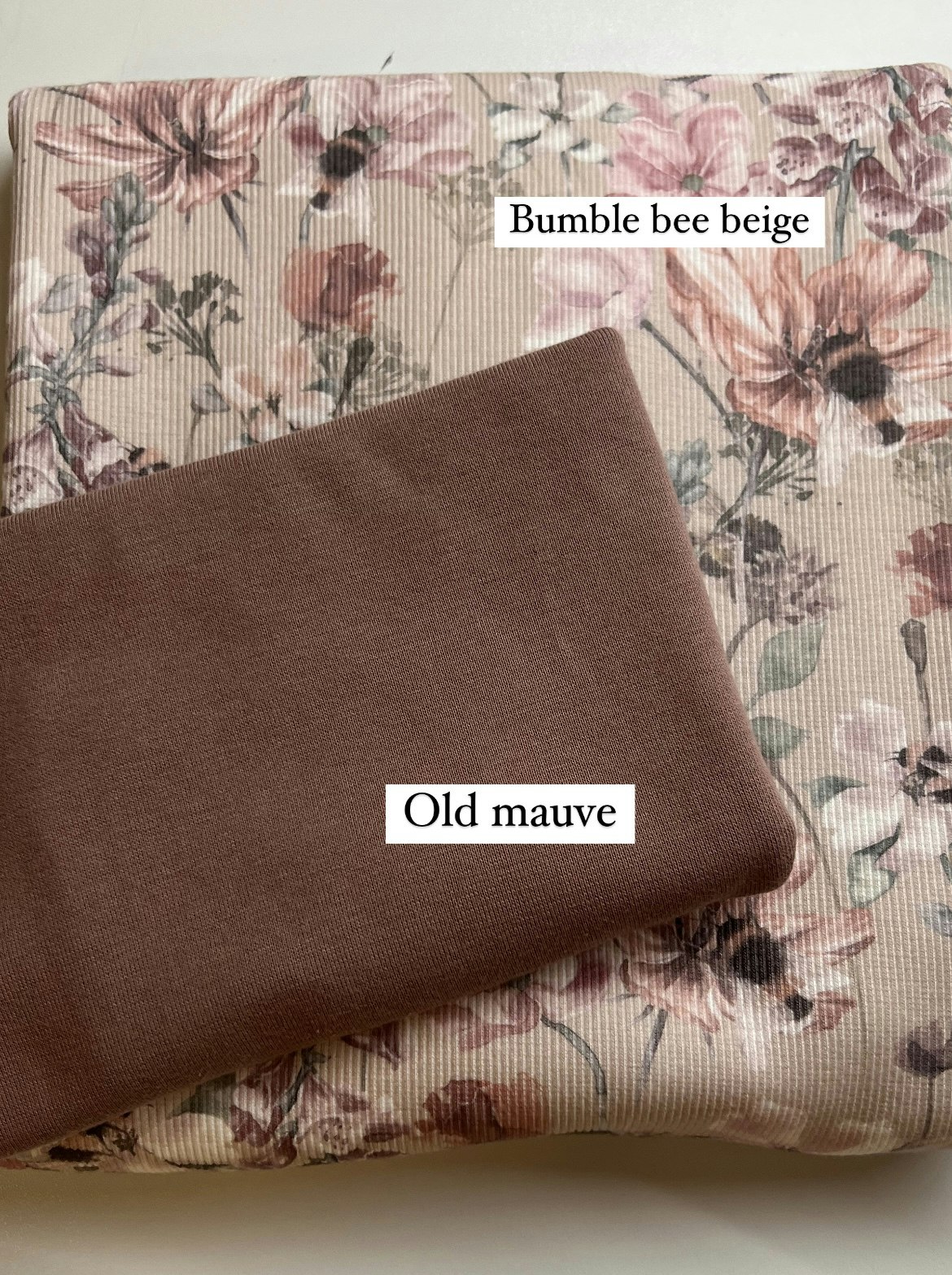 Bumble bee  beige