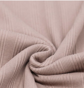 Iregulær ribbjersey nude pink
