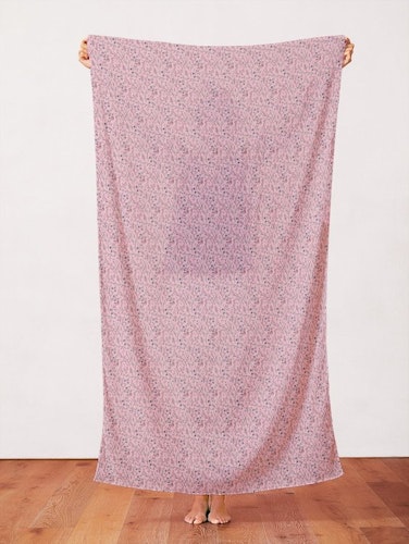 Quilters Cotton Floral Springs Cool Berry