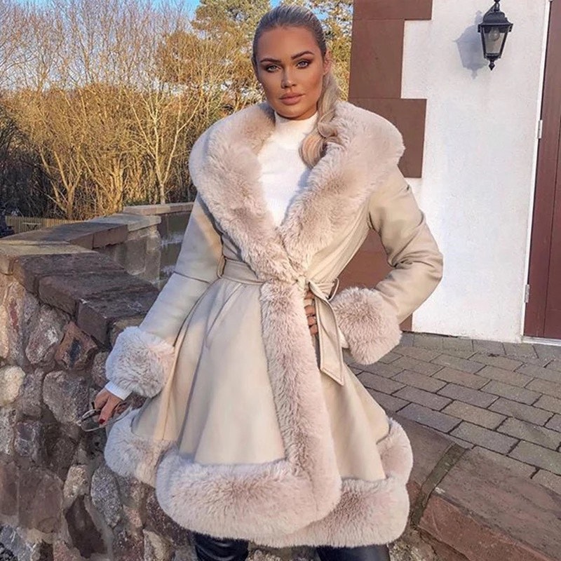 Dasha fake fur jacket- long beige