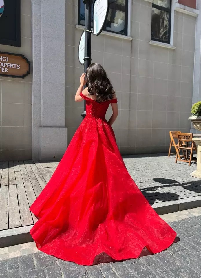 Sandra gem gown- red