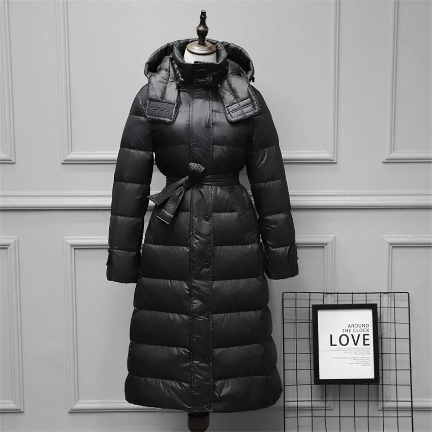 Lorie down coat- black