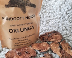 Hundgott närproducerat och svenskt hundgodis OXLUNGA