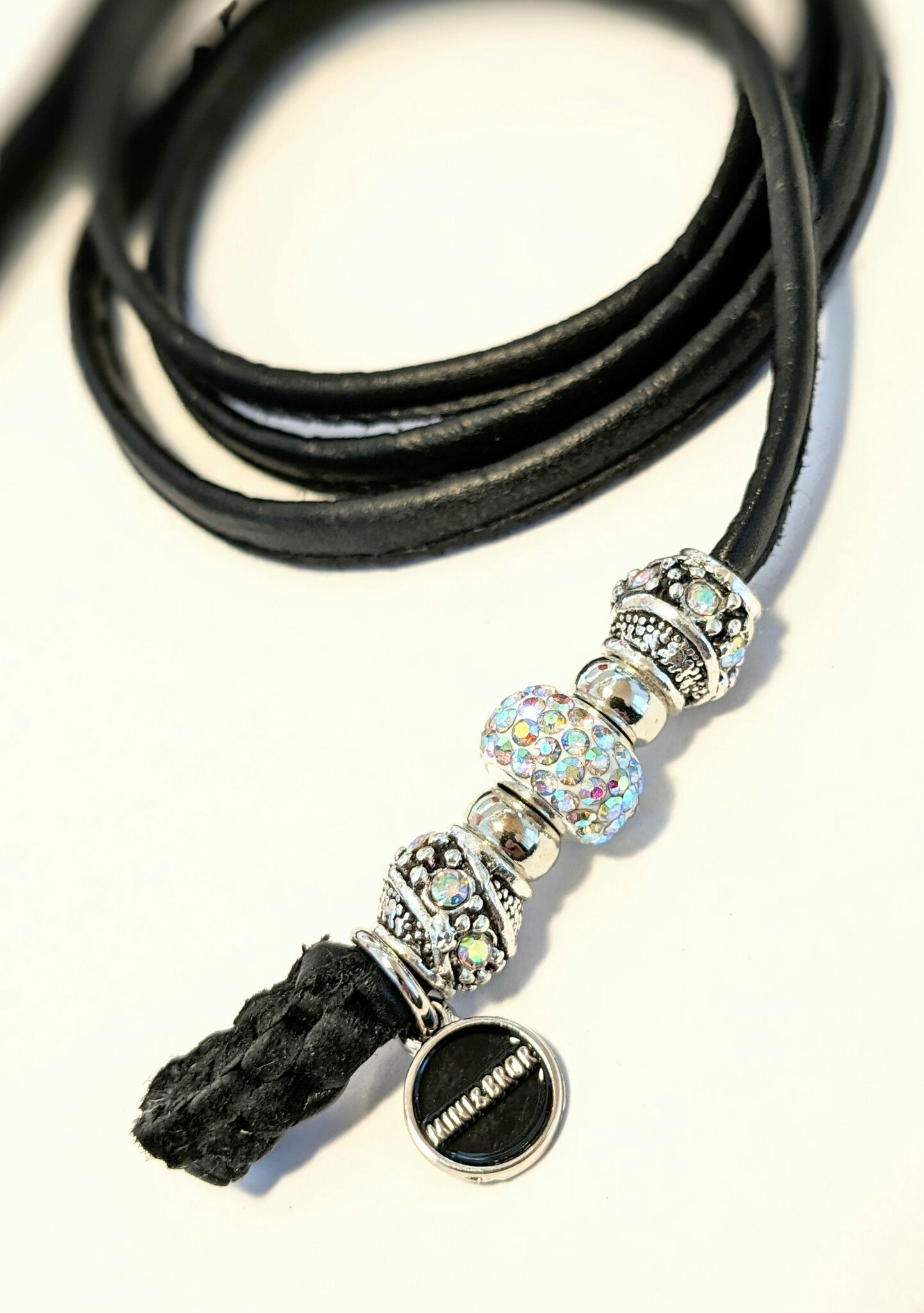 Mini&amp;Bror – Luxurious everything in a reindeer skin show leash!