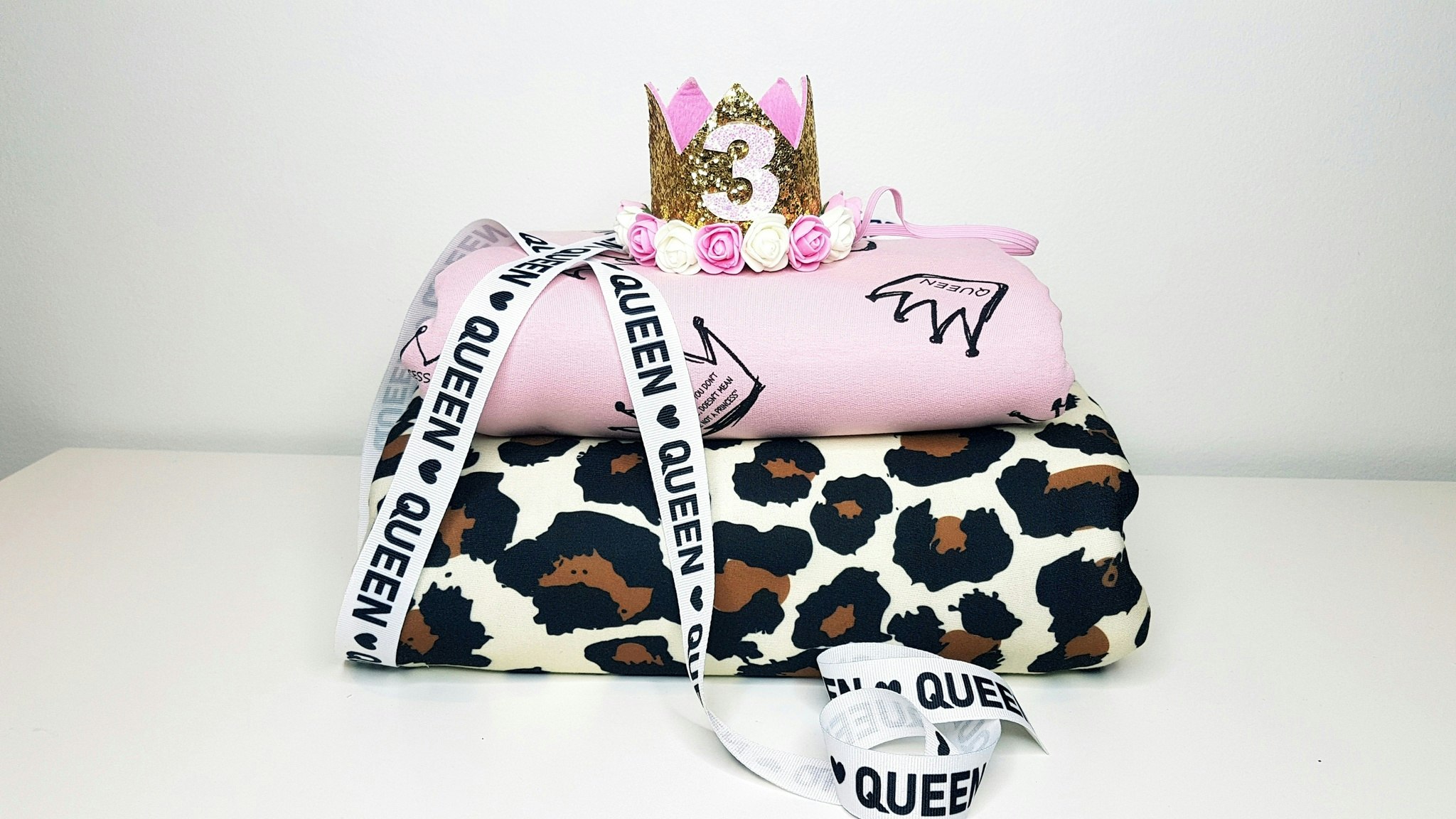 tyg tyger trikå college single jersey trikåtyg krona kronor prinsessa queen