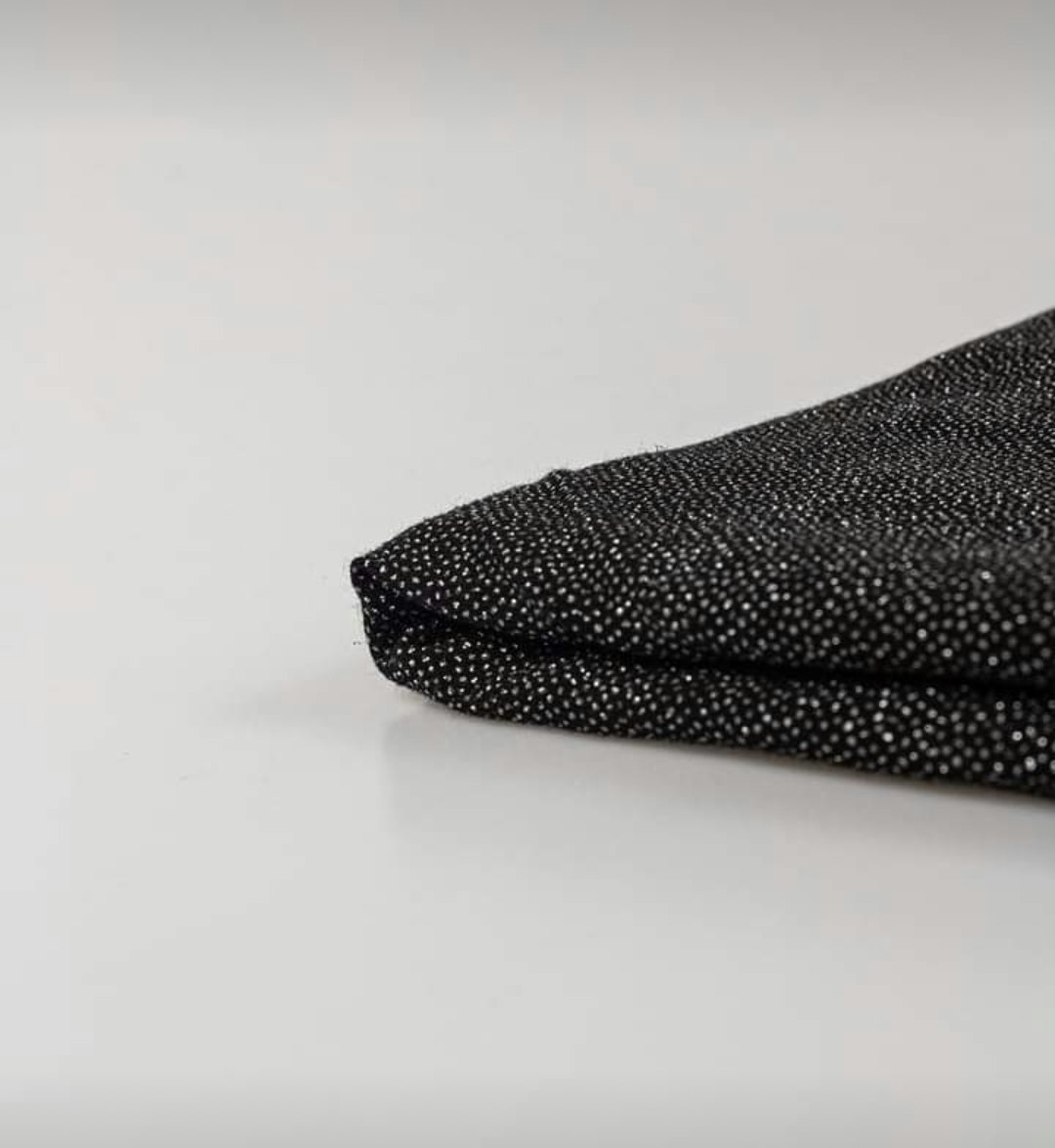 Svart med Silver Prickar Single Jersey OUTLET