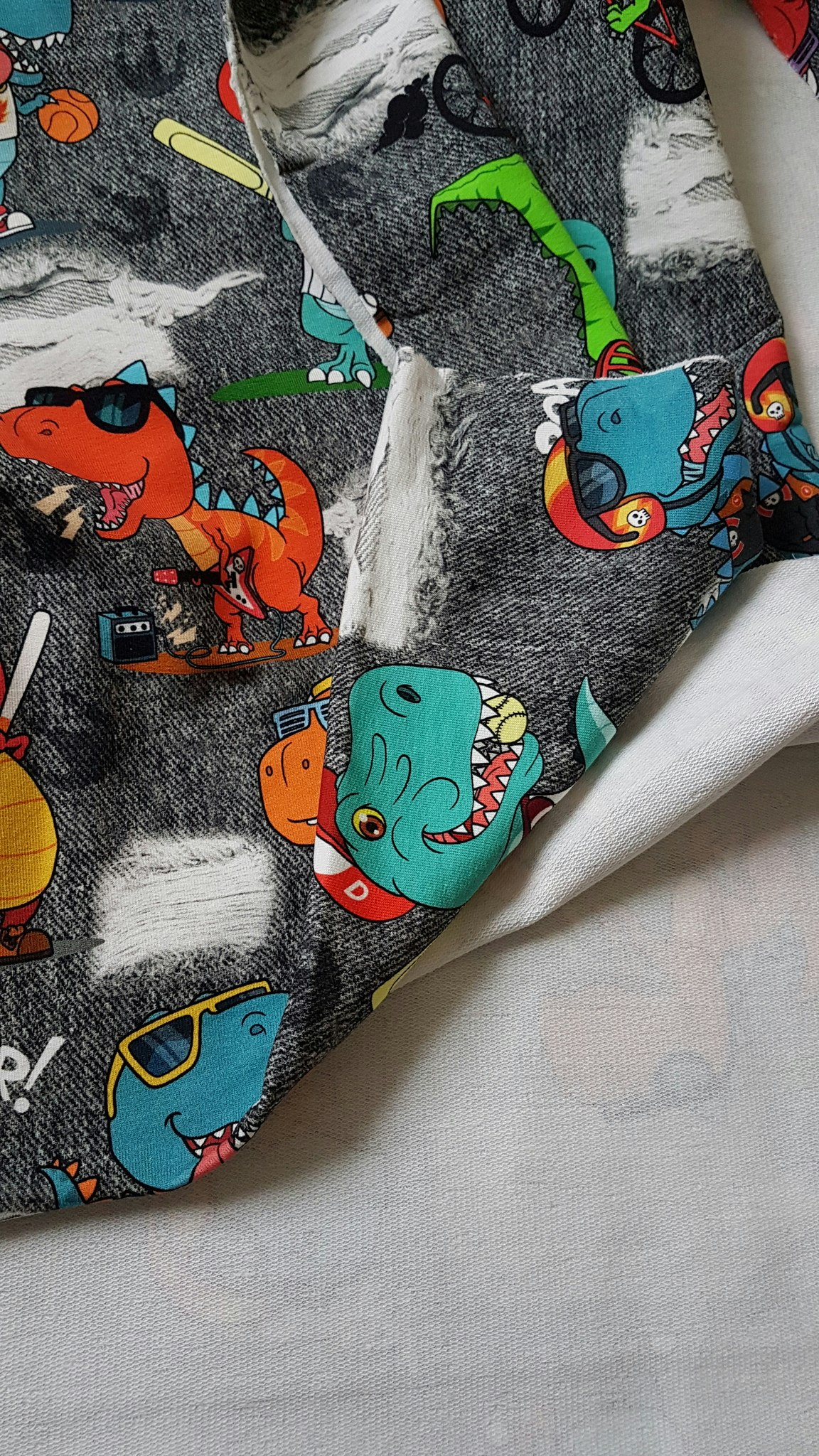 Coola Dinosaurier  Jersey