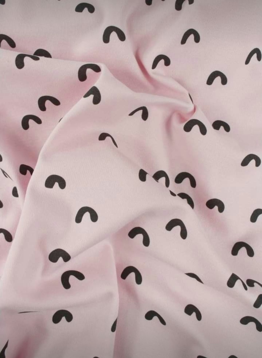Svarta Bågar på Rosa Single Jersey  OUTLET 35cm