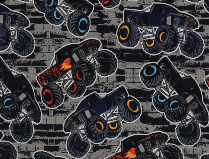 Monstertrucks  College