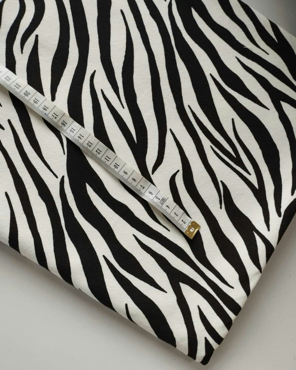 Tyg tyger French Terry college jogging öglad baksida zebra outlet