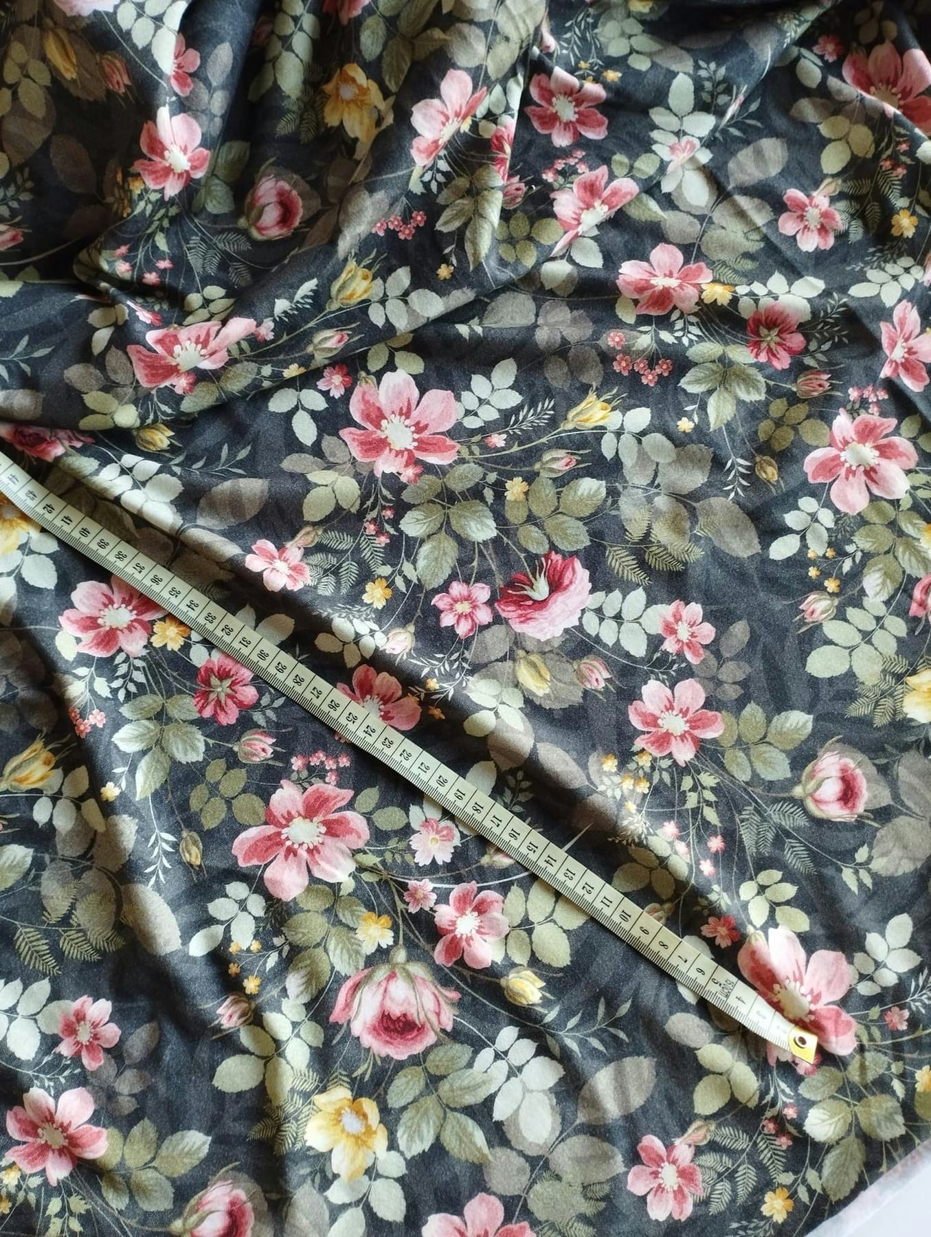 Blommor Single Jersey OUTLET 105cm