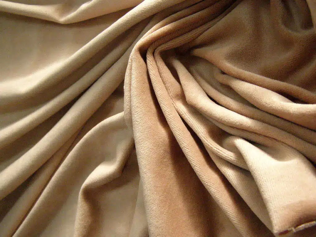 Tyg tyger velour beige