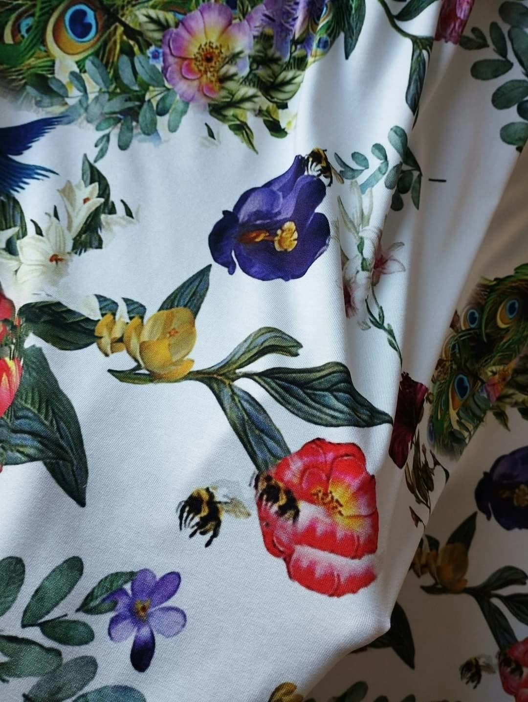 Fåglar Blommor Blad Jersey Viscose