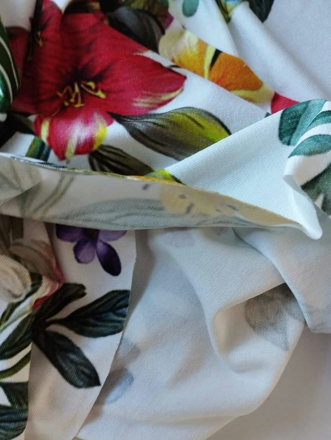 Fåglar Blommor Blad Jersey Viscose