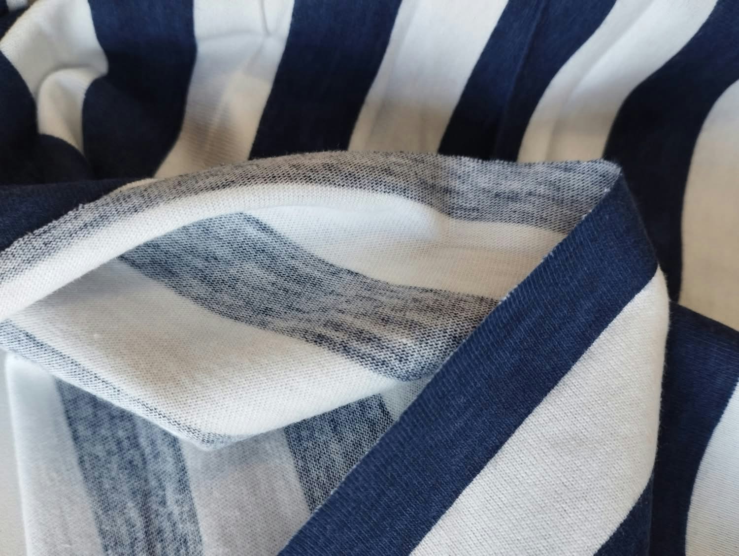 Ränder Vita och Blåa  Single Jersey  OUTLET
