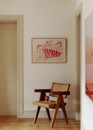 Sofia Lind, Red Chair 50x70 och 70x100 cm