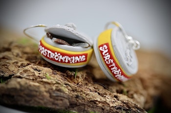 Surströmming örhängen