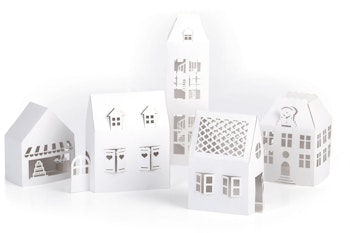Set med 5 vita hus