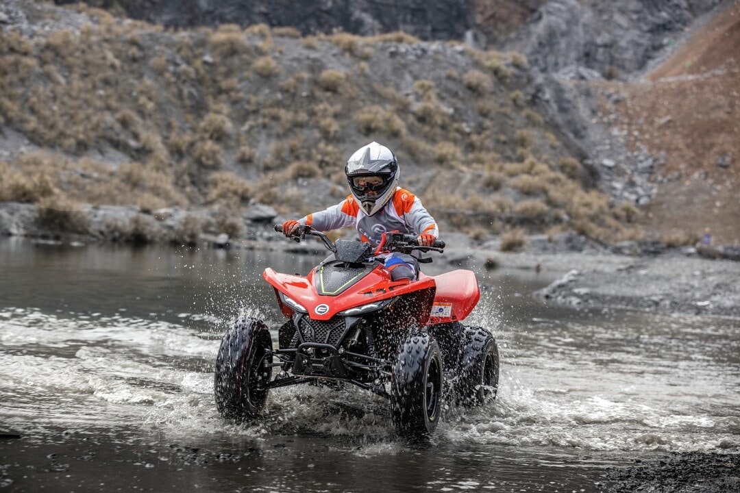 CFORCE 110 EFI Barn ATV