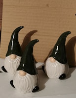 Tomte Alvar med grön luva