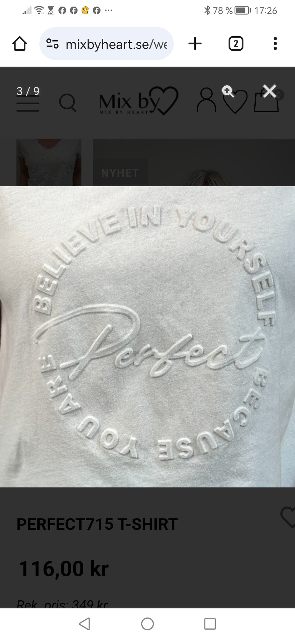 T-shirt med PERFECT text