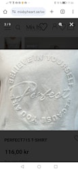 T-shirt med PERFECT text