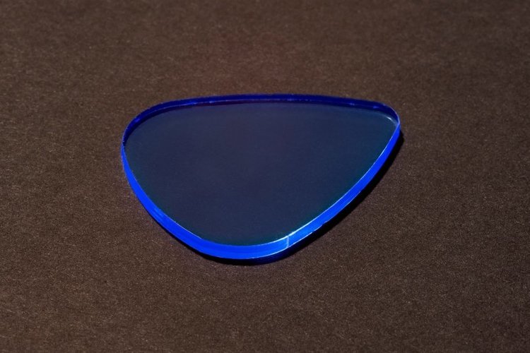 Akrylskiva Gjuten PMMA GS (3 mm ) Pop Blå Fluorescerande kanter Transparent 70 %