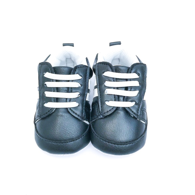 Babyskor Svart & Vit - skor till bebis i sport modell