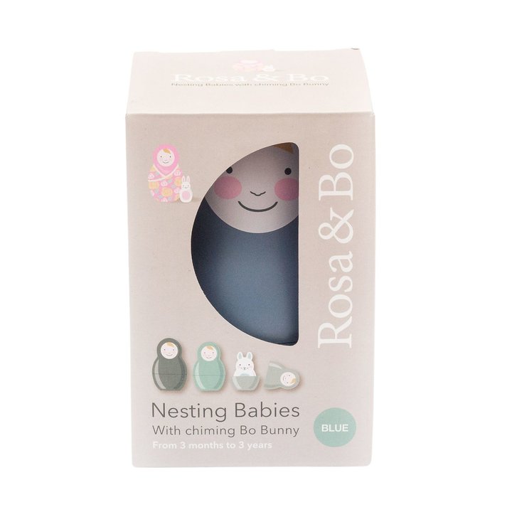 Förpackning med babyleksak Rosa & Bo i färgen Pastel blue