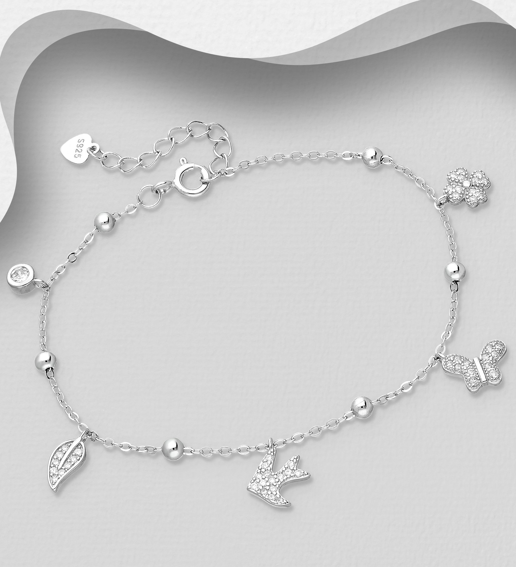 Silverarmband berlockarmband med fem olika söta hängen - vackert armband till tjej/ dam i äkta 925 sterling silver