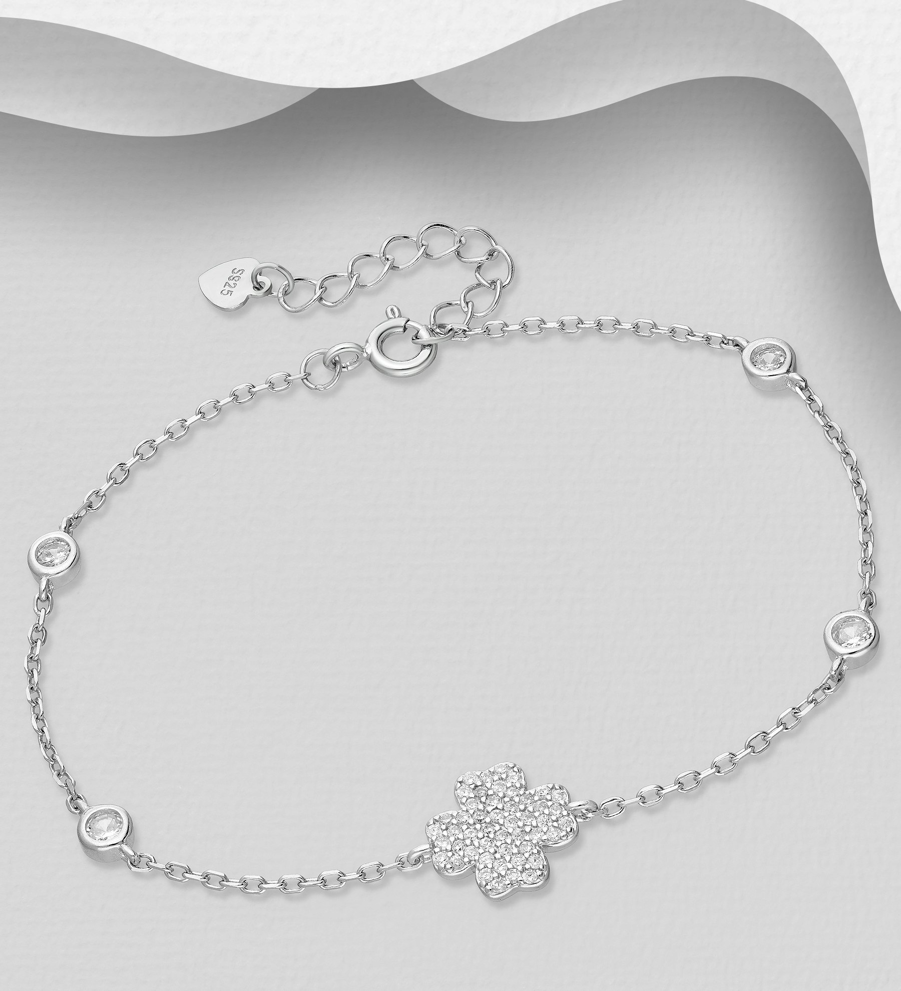 Silverarmband tunt med glittrande Fyrklöver av cubic zirkonia stenar - armband till tjej/ dam i snygg design & äkta 925 sterling silver
