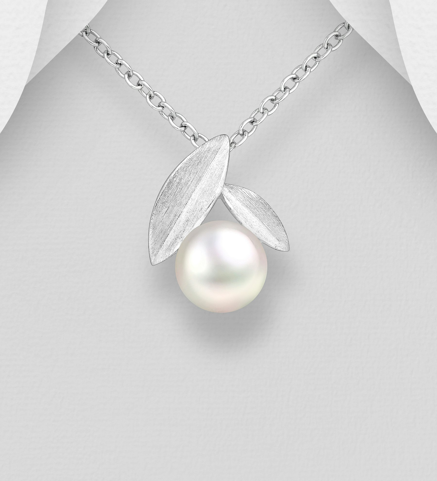Silverhalsband Sötvattenpärla med eleganta blad i silver - halsband till tjej/ dam i äkta 925 sterling silver