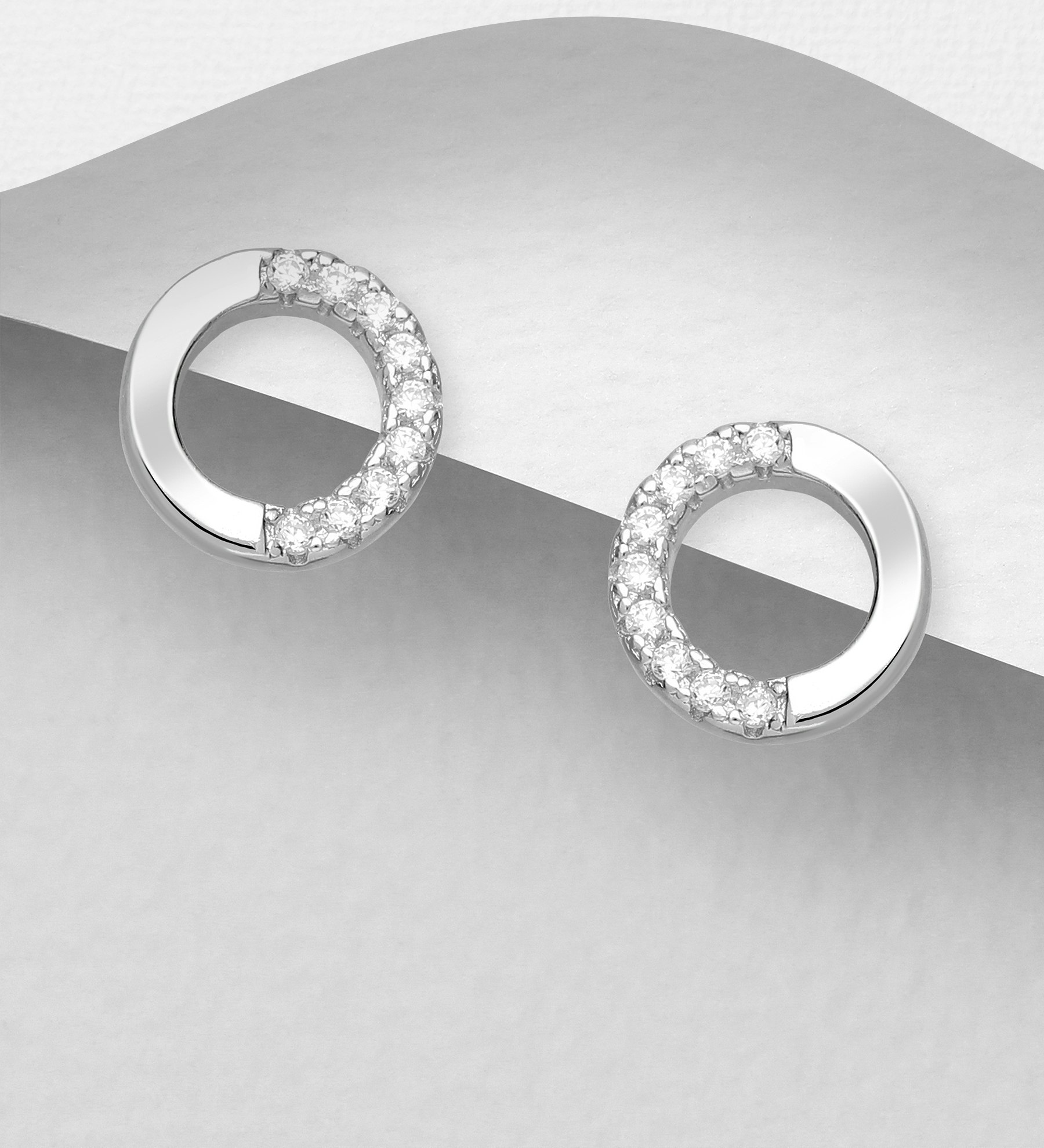 Silverörhängen runda örhängen med cubic zirkonia stenar - Snygga & fina studs örhängen i äkta sterling silver