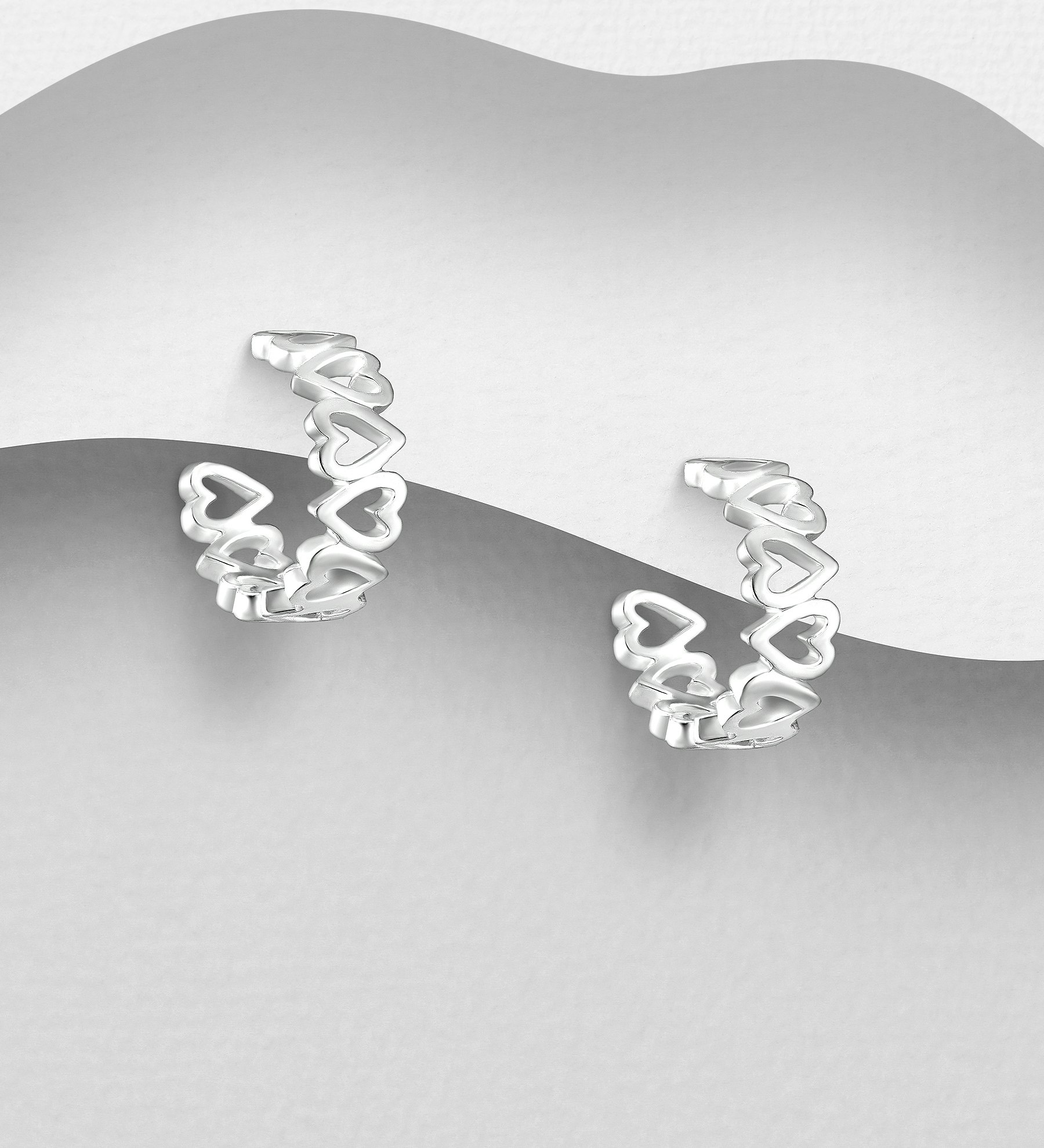 Silverörhängen kärleksfulla creoler/ hoops med kedja av hjärtan - Snygga & fina örhängen, ringar i äkta sterling silver