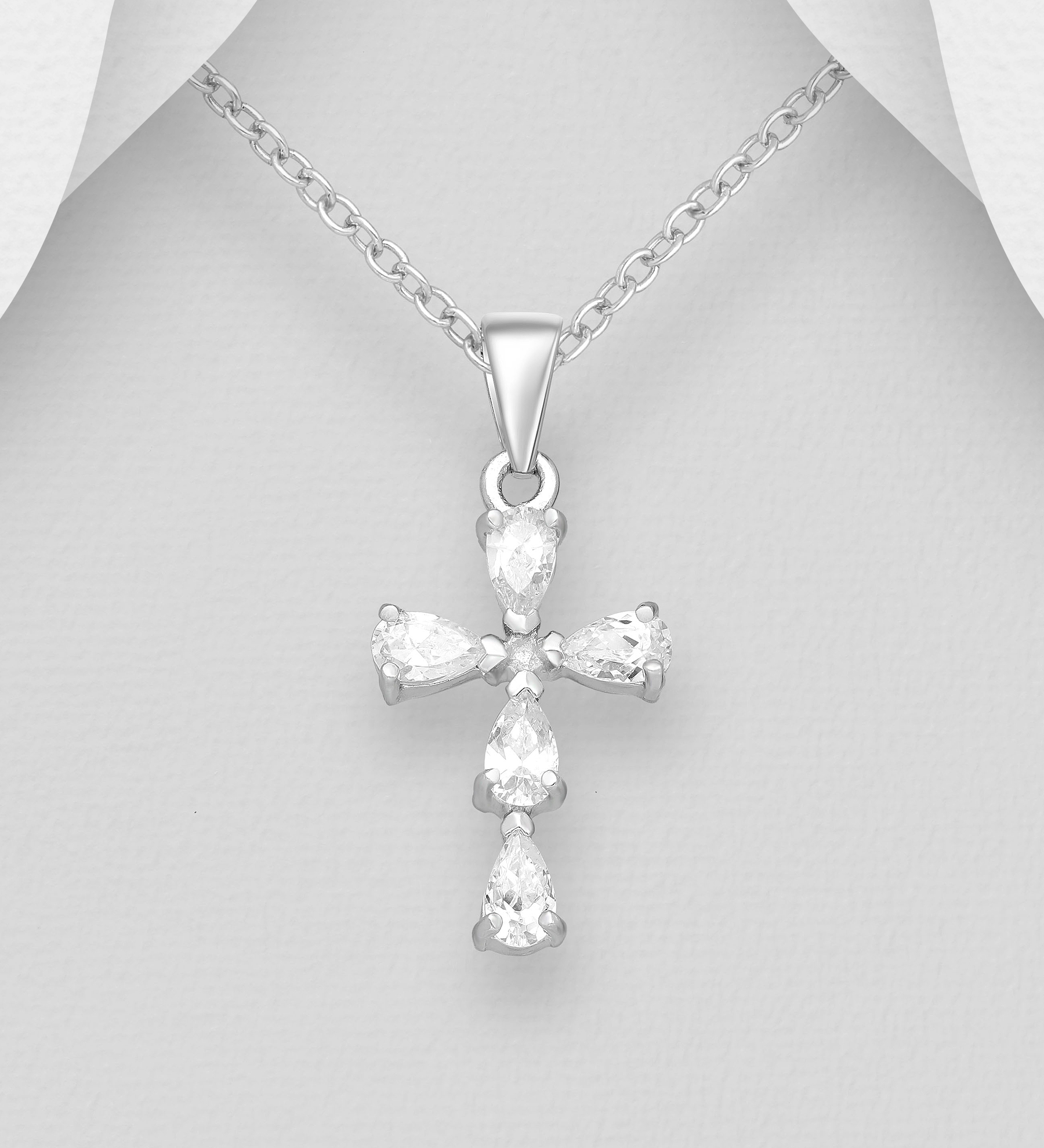 Halsband med kors till tjej/ dam - Vackert silverkors av glittrande cubic zirkonia stenar