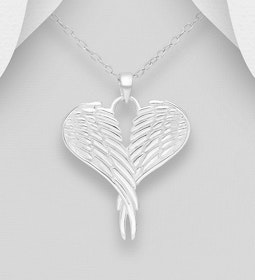 Halsband vackra hjärtformade Änglavingar i silver
