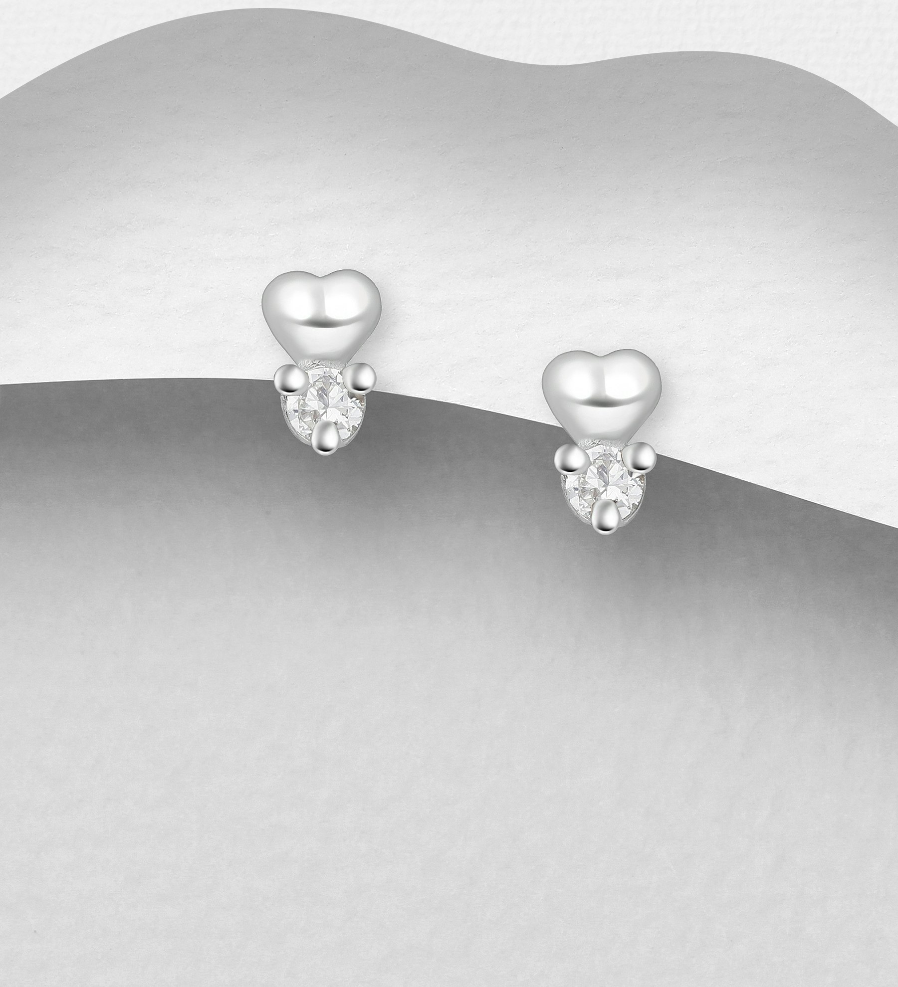 Silverörhängen - små hjärtan med glittrande cubic stenar - Snygga & fina örhängen, studs i äkta silver