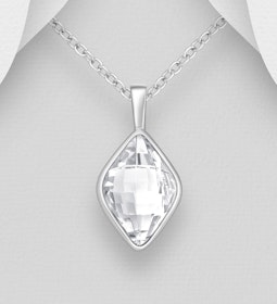 Silverhalsband vackert smycke med glittrande kristall